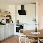 Modern Flat With Montgo View Apartment