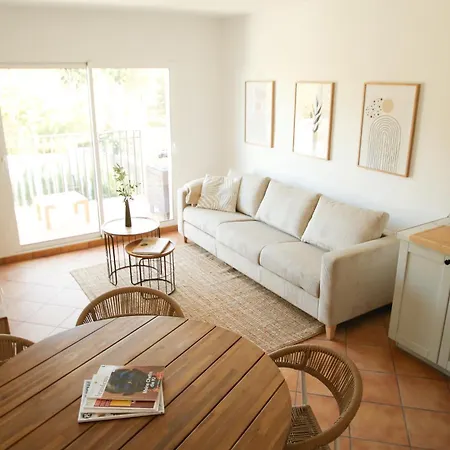 Modern Flat With Montgo View Daire