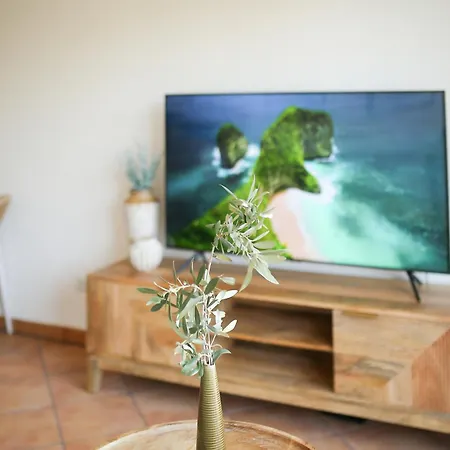 Modern Flat With Montgo View Daire *