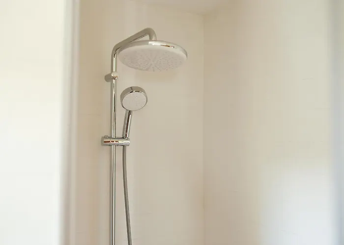 Διαμέρισμα Modern Flat With Montgo View